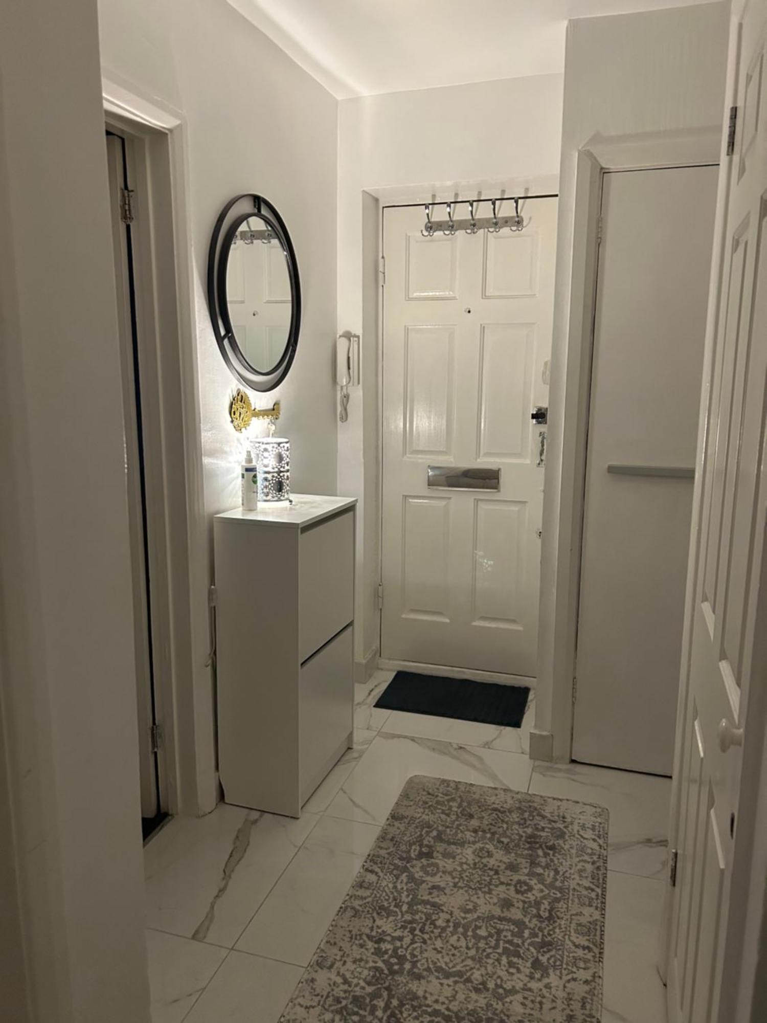 One Bedroom Flat In Chiswick W4 런던 외부 사진