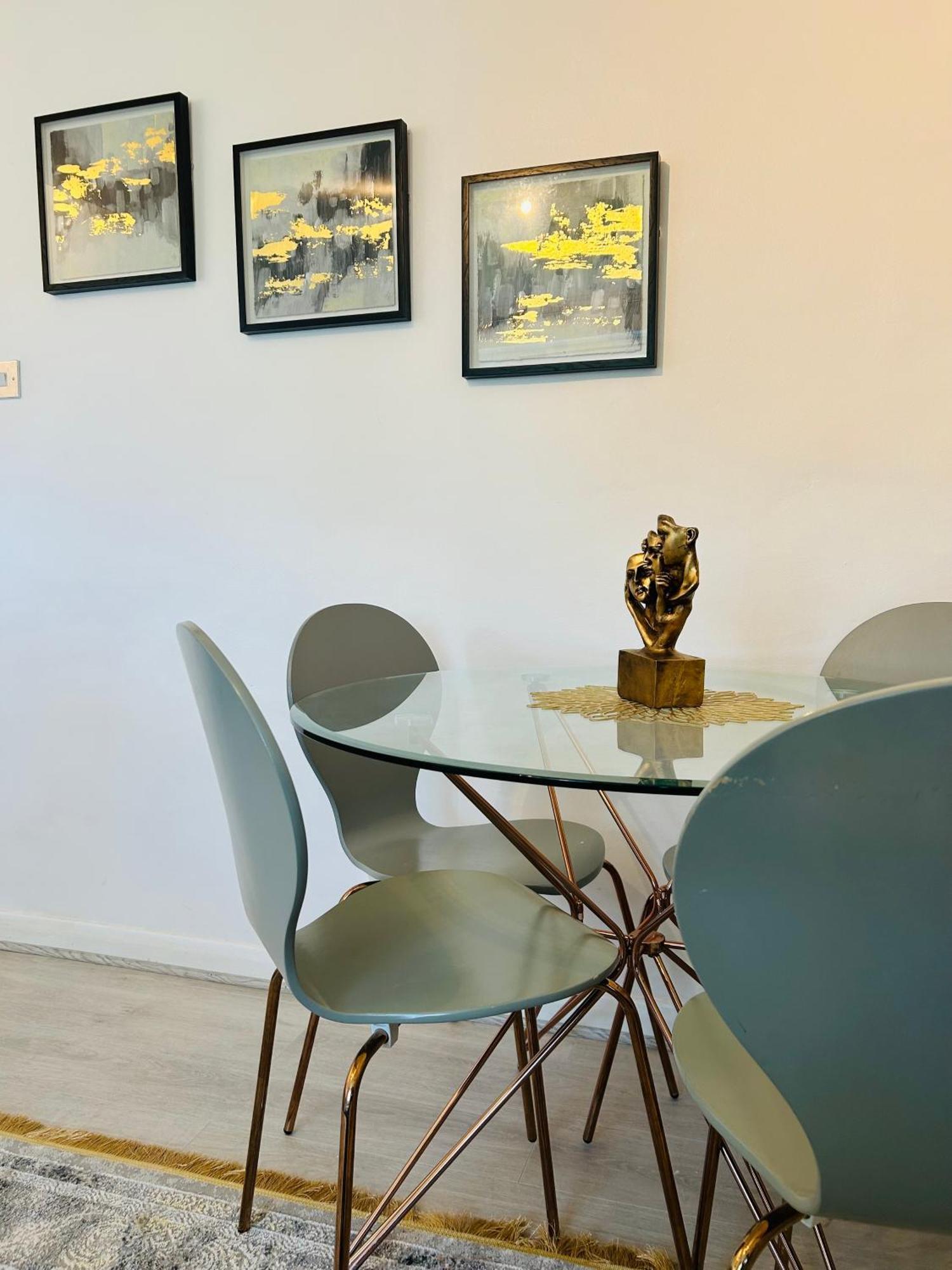 One Bedroom Flat In Chiswick W4 런던 외부 사진